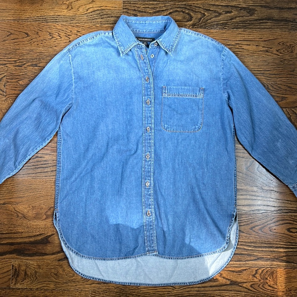 Banana Republic Blue Denim Button Down